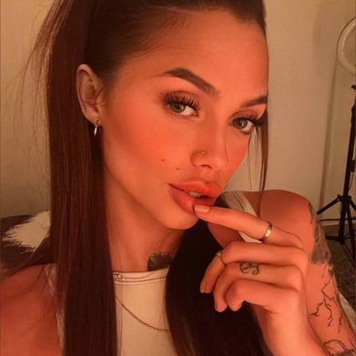 Emilia Blake 🎀 (emiliablakee) Profile Photo Added 2025-01-02