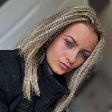 Khloe-Lou (khloelouise21) Profile Photo Added 2024-10-15