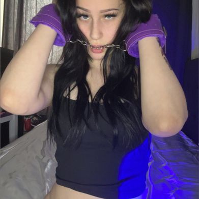 Ella (loistava06) Profile Photo Added 2025-09-07