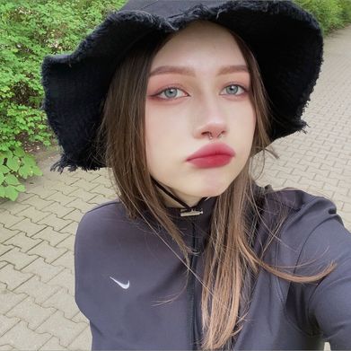 Yumi (yumi_chiangirl) Profile Photo Added 2025-02-19