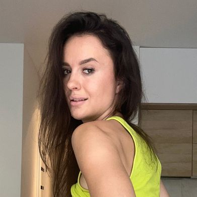 Tina (tina.night) Profile Photo Added 2024-10-25