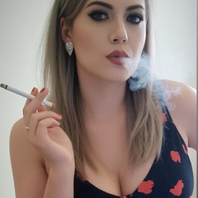 Faith Raw (smokebreaks) OnlyFans Profile Image