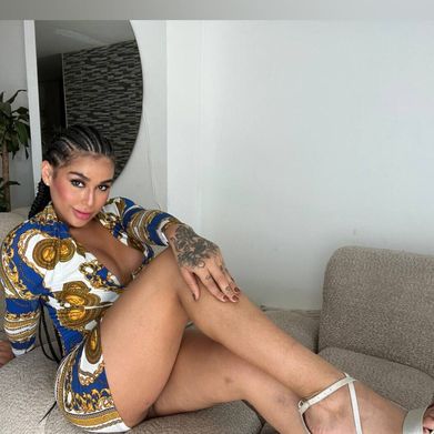 𝐶𝑎𝑠𝑠𝑖𝑒 - 𝐵𝑟𝑢𝑛𝑒𝑡𝑡𝑒 𝐴𝑙𝑝ℎ𝑎 ✨ (insatiablecassievip) Header Photo Added 2025-11-13