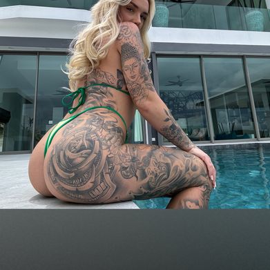 Charlotte Stevens (charlstevensxo) Header Photo Added 2024-10-15