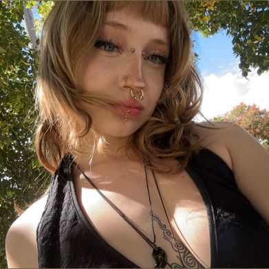 ⋆·˚ ༘Lovelypixie⋆·˚ ༘ (lovelypixi3) Header Photo Added 2025-10-09