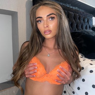 OnlyFans Model Chels 🦋 (chels3yxx) Profile Image