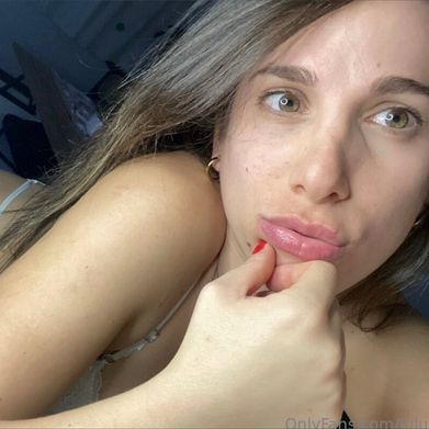 🎄🌲LUCIA LULU🌹VIDEOCALL (lucialuluu) Profile Photo Added 2025-01-14