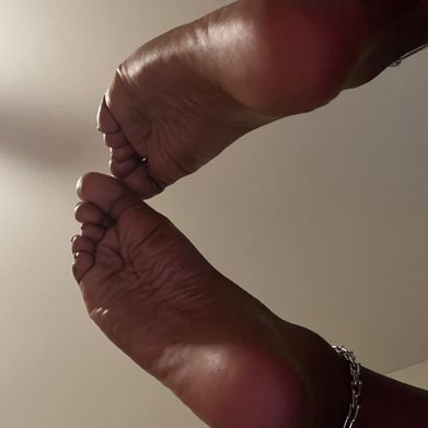feetfantasy (therealfeetfantasy) Header Photo Added 2025-08-30