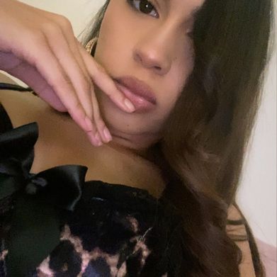 LOLA BUNNY 🫧 (lolaaxbunny) Profile Image