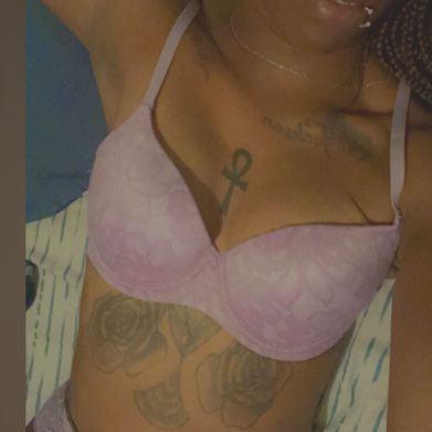 Brown Beautyy 💎 (brownskinbeautyy94) Header Photo Added 2025-02-14