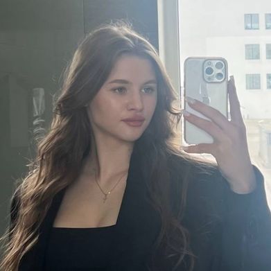 Emma🤍 (emma.hansen) Profile Photo Added 2025-08-03