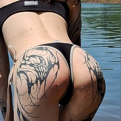 Guppys (guppy.s) Header Photo Added 2024-12-07