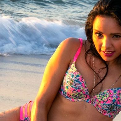 AnieQuinn (aniequinn) Header Photo Added 2025-01-21