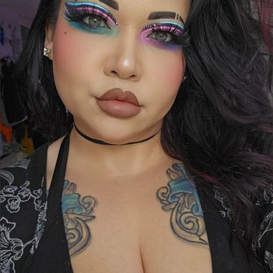 Kari Kay Added Photo on 2025-05-06