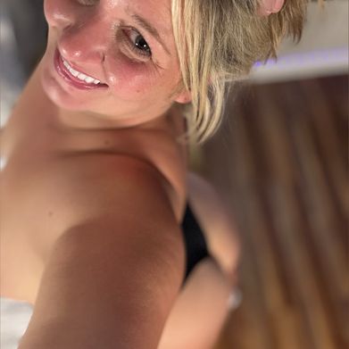 Lilly Hart (sheslillyhart) Profile Photo Added 2025-09-30