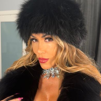 Halston (goddesshalston) Profile Photo Added 2025-06-24