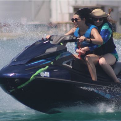 Eevee Bee VIP (evbeevip) Header Photo Added 2025-07-02