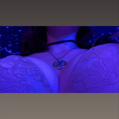 Luna Mae 🖤 (lunabitesback) Header Photo Added 2025-10-10