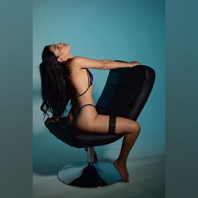 Emmaa Added Photo on 2024-11-27