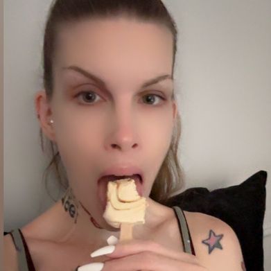 Kitti Chameleon (kittichameleon) OnlyFans Profile Image