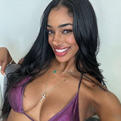 Freckles💞#1 SPLASH QUEEN ON OF💕 (drayadominicana) Profile Photo Added 2024-11-04