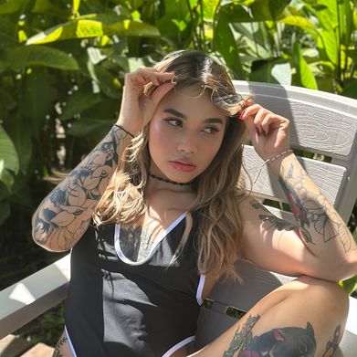 𝒞𝒽𝒶𝓇𝓁𝑜𝓉𝓉𝑒 𝑀𝓎𝓈𝓉 🐈‍⬛🖤 Added Photo on 2025-06-06