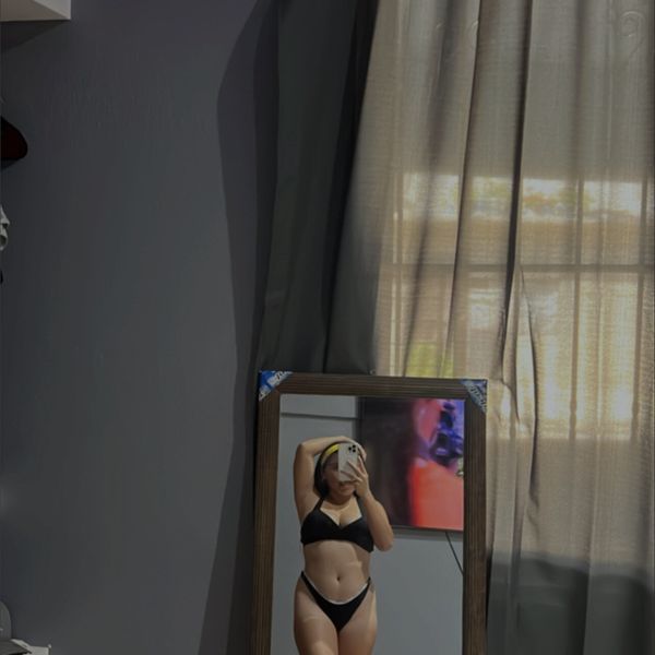 Viany (viann_c1) OnlyFans profile photo