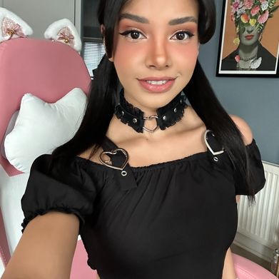 Amira | Arab girl 💖 (arabamira) Profile Photo Added 2025-03-19