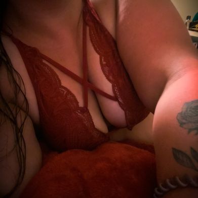 Ashley (thickens98) Header Photo Added 2024-08-18