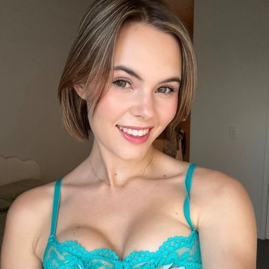 Cassia Bree (cassiabree) Profile Photo Added 2024-11-09