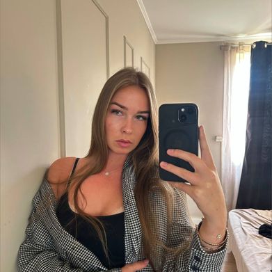 Madame Tablot 👩🏻‍🏫 (madametablot) Profile Photo Added 2025-10-08