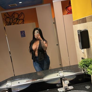 Lorena (lacempasuchil) Header Photo Added 2024-05-18