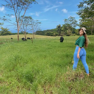 Alana &amp; The Simple Life (alanainparadise) Header Photo Added 2024-08-22