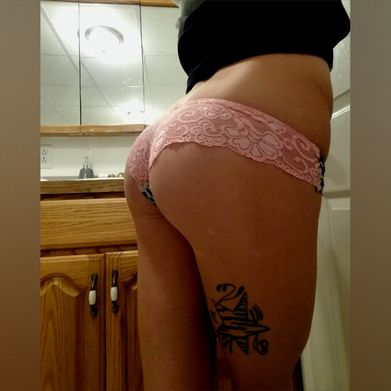 QueenB💋 Added Photo on 2025-02-14