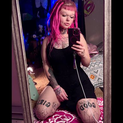 OnlyFans Model Samie (samiecakes94) Profile Image