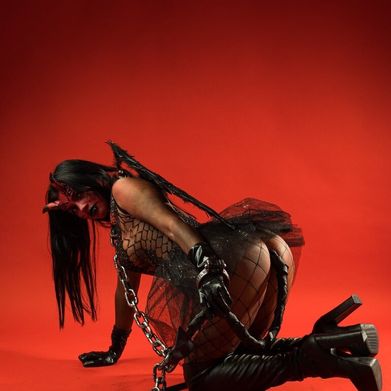 Gina Giraldoth (ginagiraldoth) Header Photo Added 2025-10-31