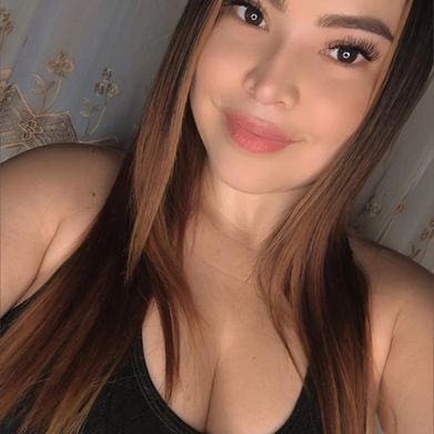 Daniela Gomezz (danielagomez.dg) Profile Photo Added 2024-12-11