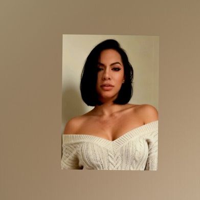 👑Miss Nikol (miss.nikol.athens) Header Photo Added 2025-12-28