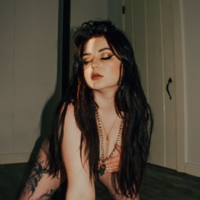 Raven (earthtoraven) Profile Photo Added 2025-05-17