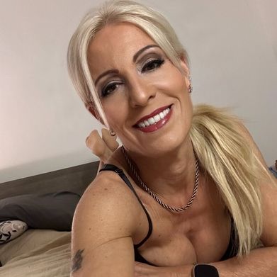 ⛓️ 𝘿𝙀𝘼 𝙋𝙀𝙍𝙑𝙀𝙍𝙎𝘼 🖤 (electravellini) Profile Photo Added 2025-12-01