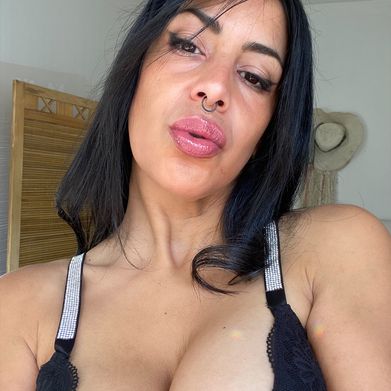 Nicole (nicole.black) Profile Photo Added 2025-02-28