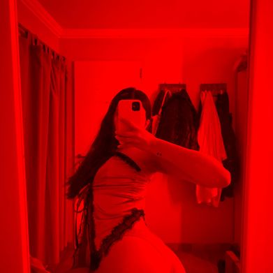 Little Lila (lilamoretti) Profile Photo Added 2025-05-22