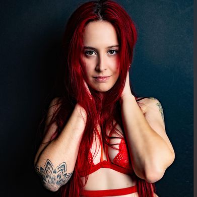 Red Hot Autumn (redhotautumn) OnlyFans profile photo