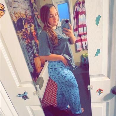 Cherry May🍒 (spicyy_baddiee) Header Photo Added 2025-08-16