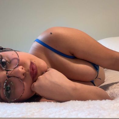 💕 Leylani 💕 (mami_leylani) Header Photo Added 2025-08-26