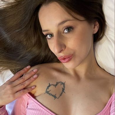 🐰 Molly Vein 🐰 (mollyfreevein) Profile Photo Added 2025-10-30