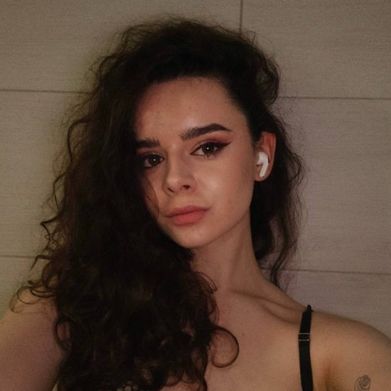 Kim (sweetlee19) Profile Photo Added 2025-06-04