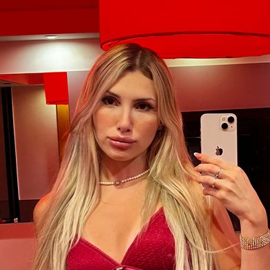 OnlyFans Model Lucy (lucianax) Profile Image