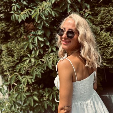 Barbara Knezar (barbaraknezar) Profile Photo Added 2025-07-07