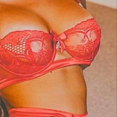 Lana (lanaaaalanaaa) Profile Photo Added 2025-07-16